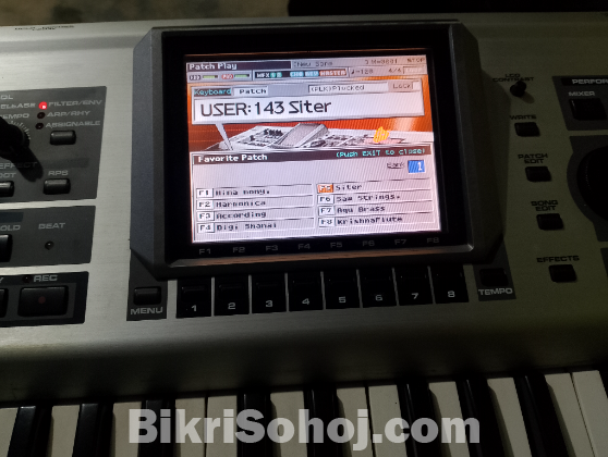 Roland Fantom X6